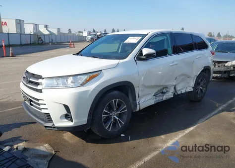 2018 Toyota Highlander Le из США, поврежденный, VIN 5TDZARFH9JS036886